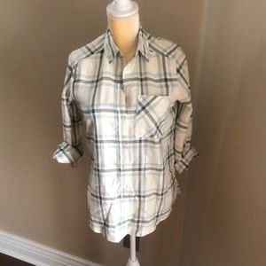 NWOT Express Boyfriend button down shirt XS